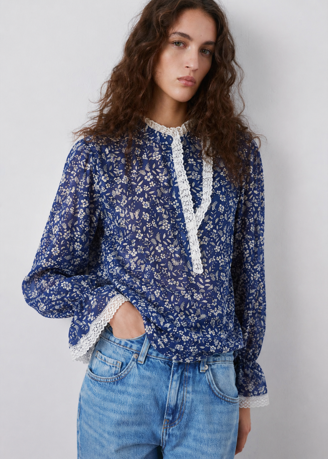 Women Printed Mandarin Collar Ruffled Top