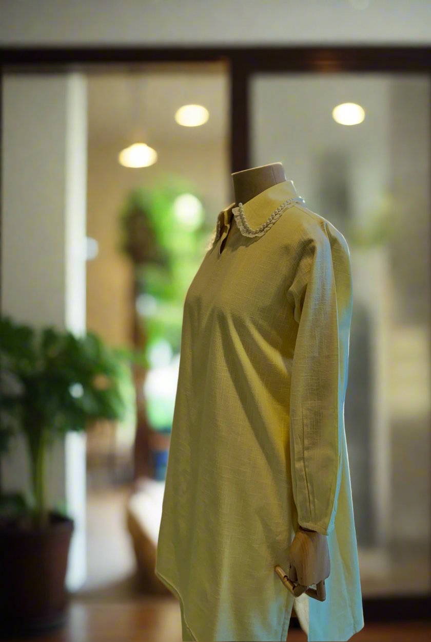 Women Yellow Lace Embroidered Kurta Set