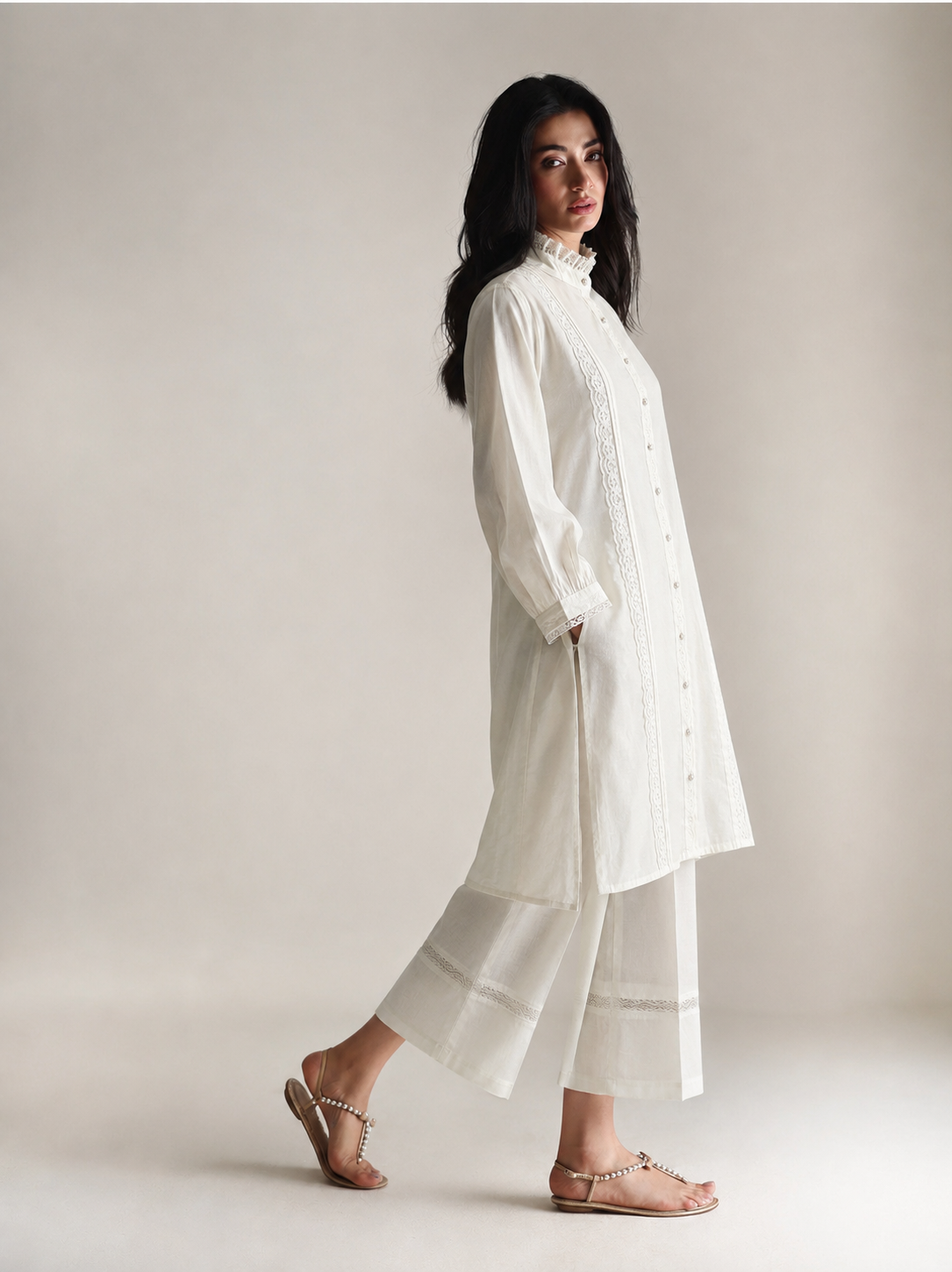 Women Offwhite Lace Co-ord Set