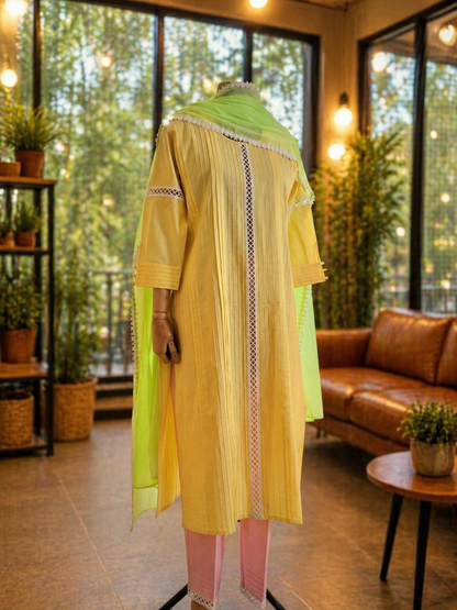 Women Yellow Cotton Kurta Set with Dupatta