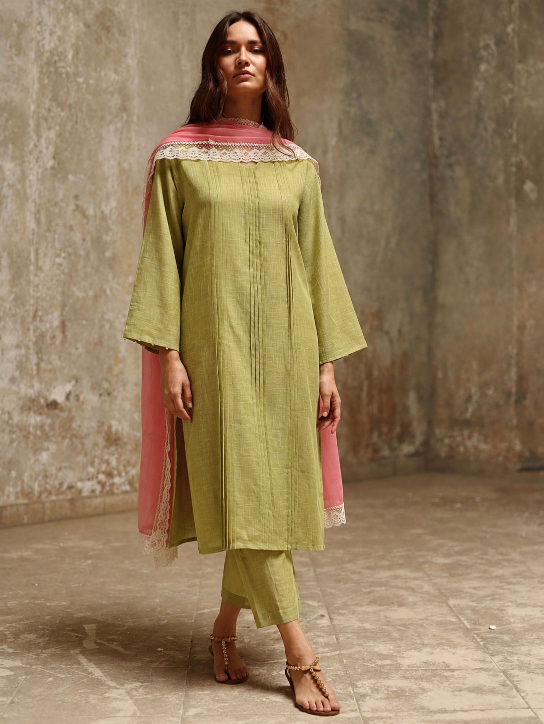 Women Green and Pink Kurta Set with Dupatta