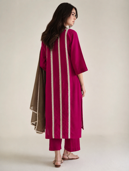 Women Magenta Kurta Set with Dupatta