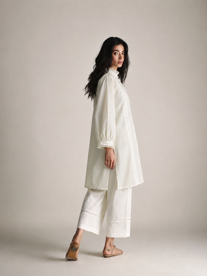 Women Offwhite Lace Co-ord Set
