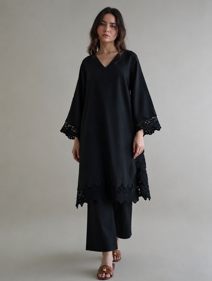 Women Black Kurta Set