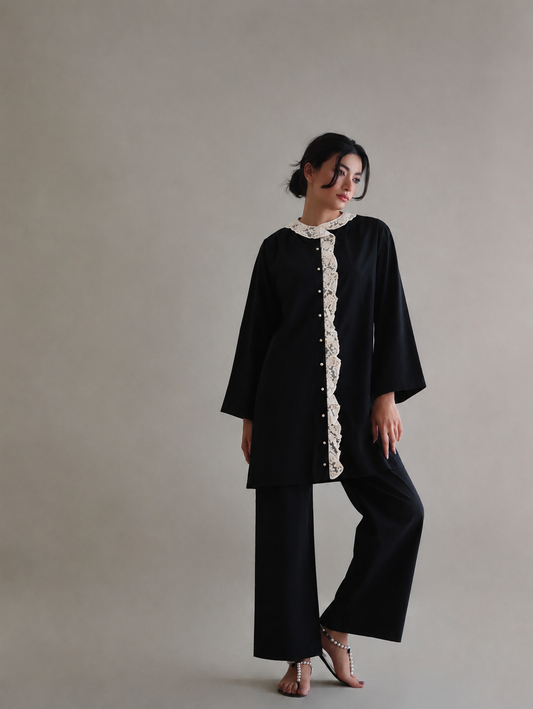 Women Sustainable Black Kurta Set