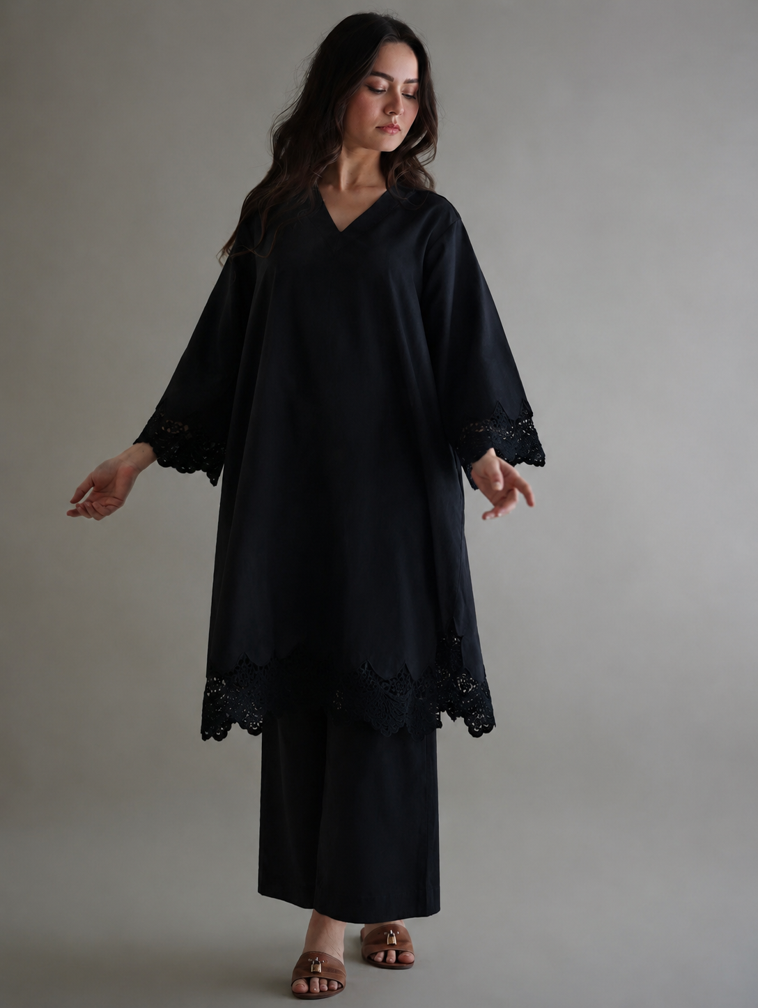 Women Black Kurta Set