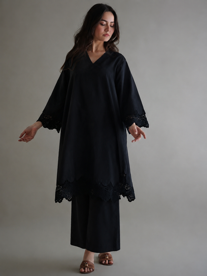 Women Black Kurta Set