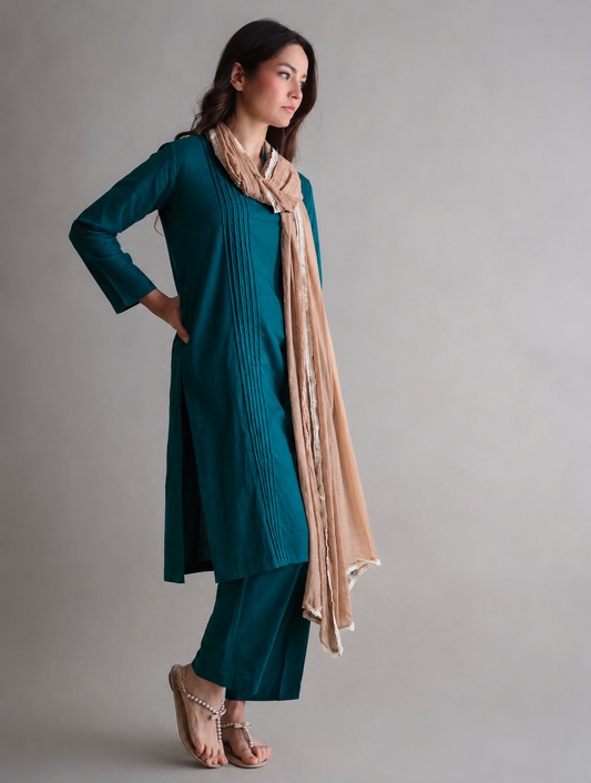 Women Green Kurta set with Dupatta