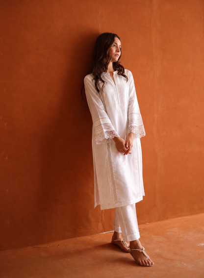 Women Pearl White Kurta Set