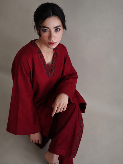 Women Maroon paneled Kurta Set