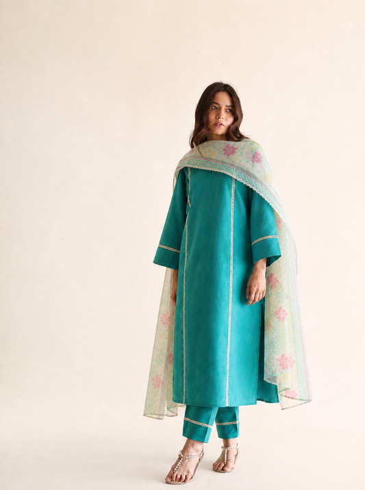 Women Blue Kurta Set with Dupatta