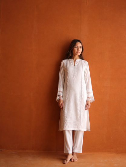 Women Pearl White Kurta Set