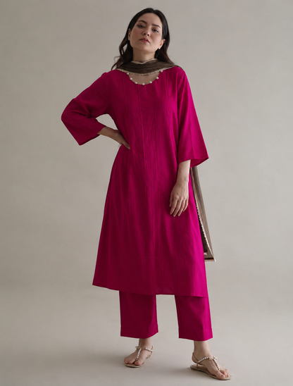 Women Magenta Kurta Set with Dupatta