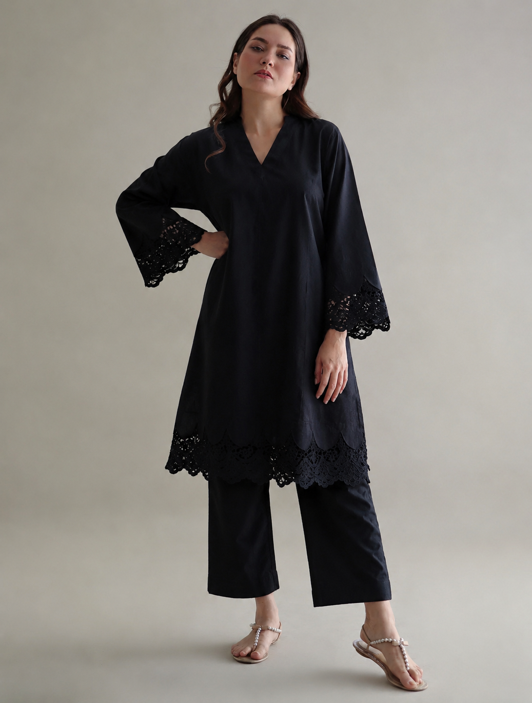 Women Black Kurta Set