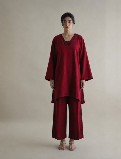 Women Maroon paneled Kurta Set