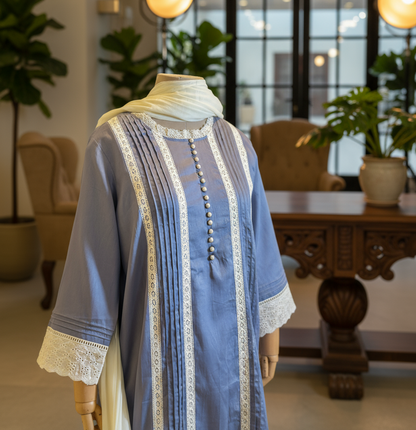 Women Grey lace kurta with dupatta