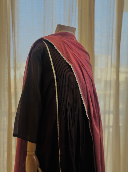 Women Brown Kurta Set with Dupatta