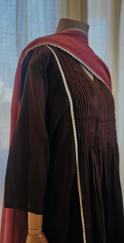 Women Brown Kurta Set with Dupatta