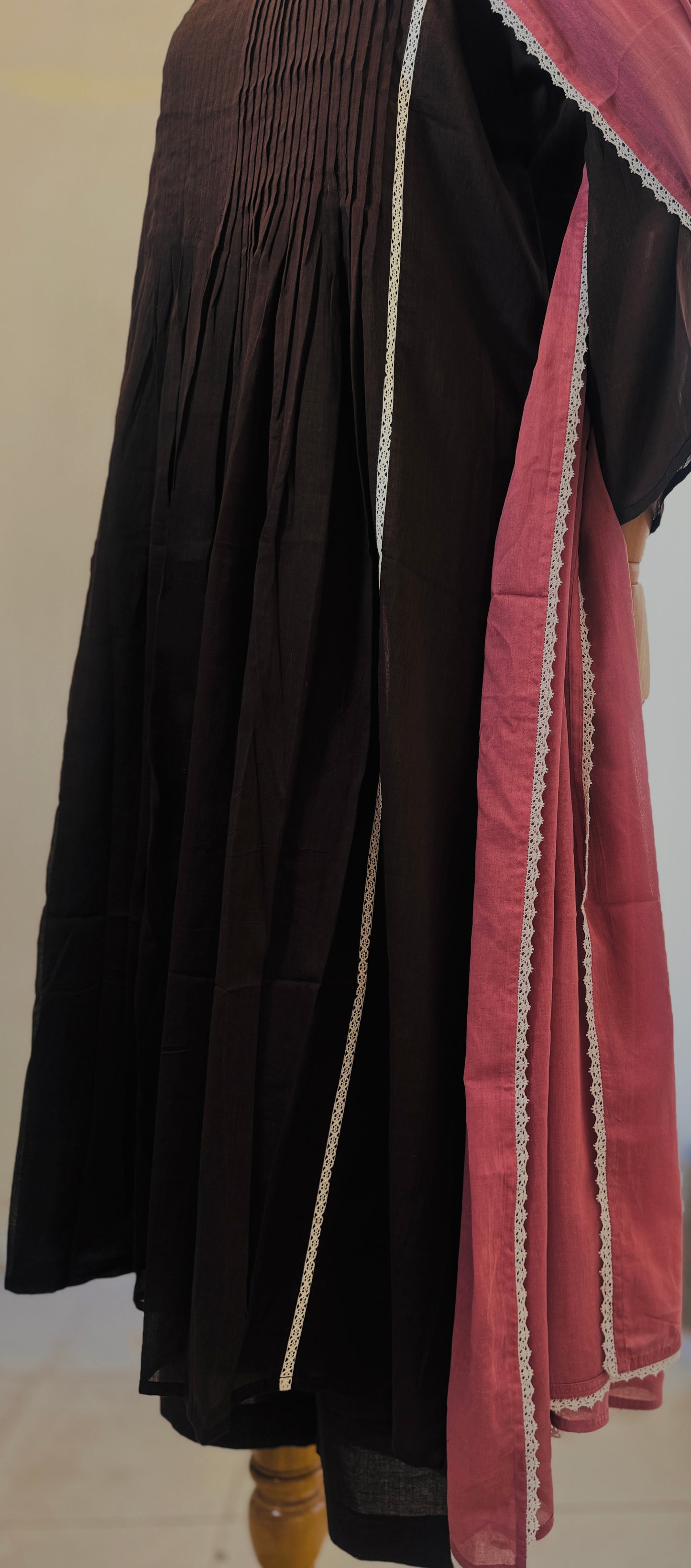 Women Brown Kurta Set with Dupatta