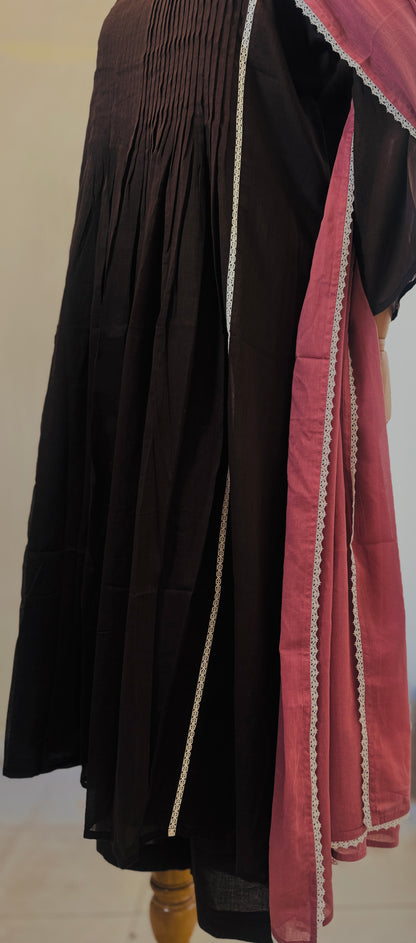 Women Brown Kurta Set with Dupatta