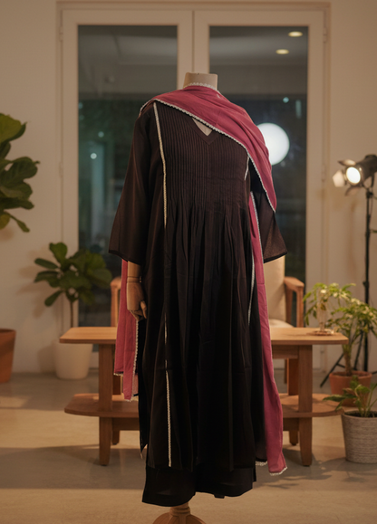 Women Brown Kurta Set with Dupatta