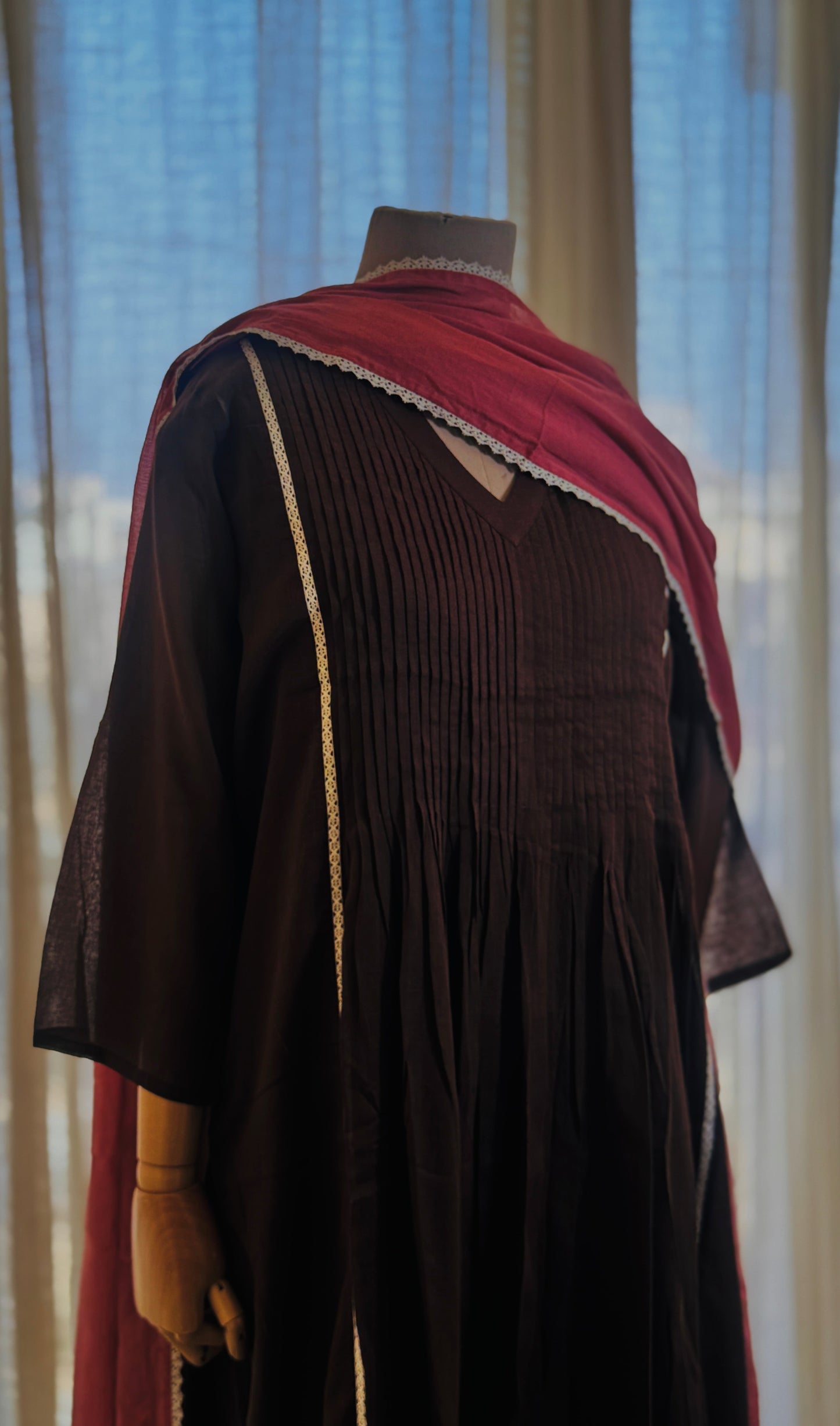 Women Brown Kurta Set with Dupatta