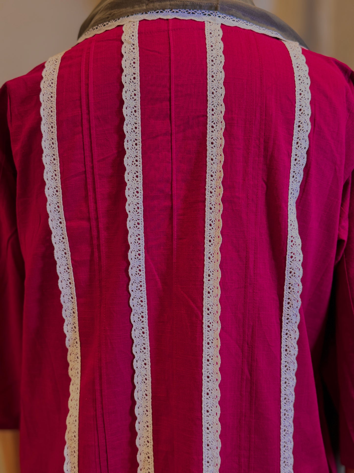 Women Magenta Kurta Set with Dupatta