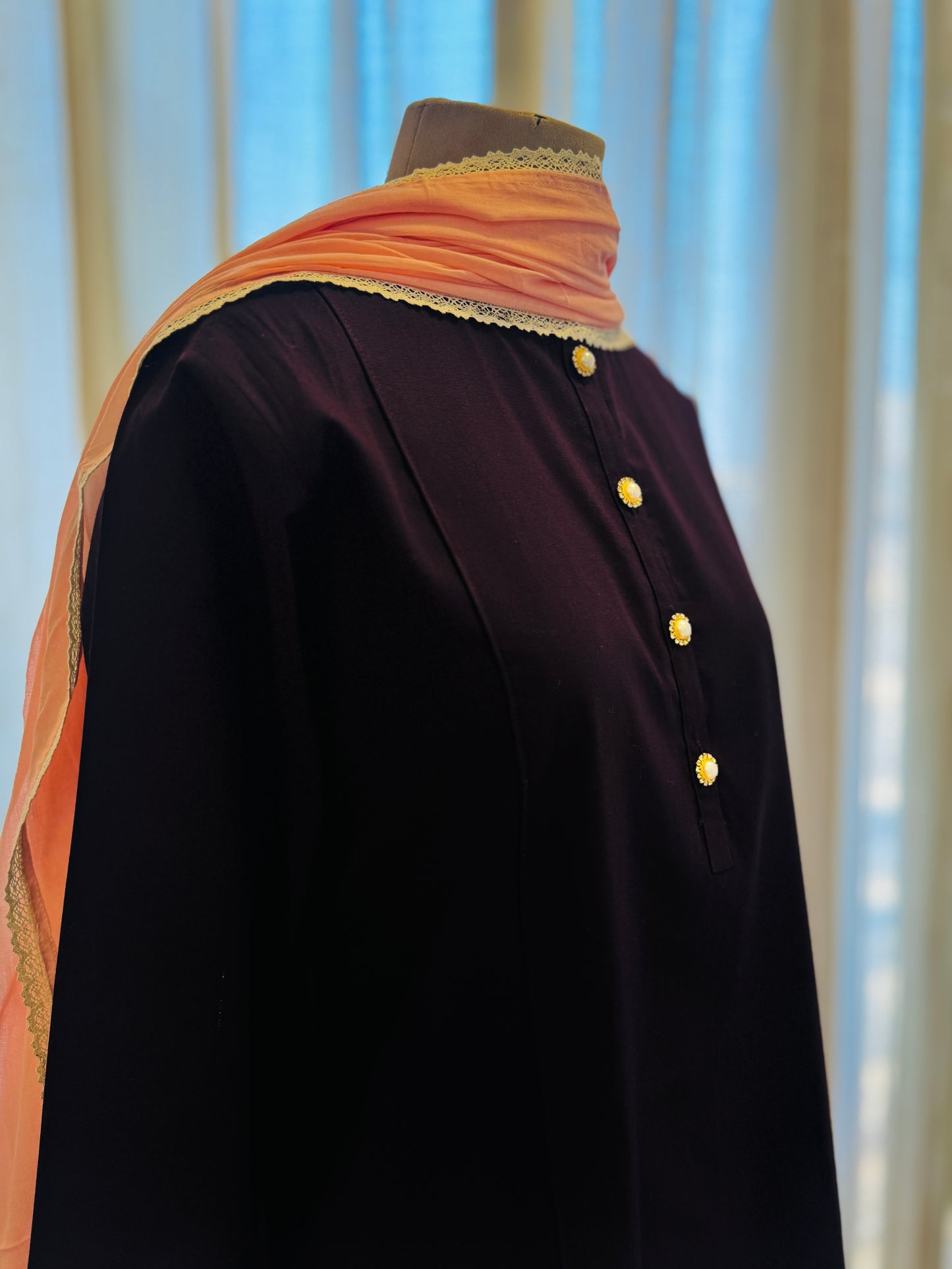 Women Burgandy Kurta Set with  dupatta