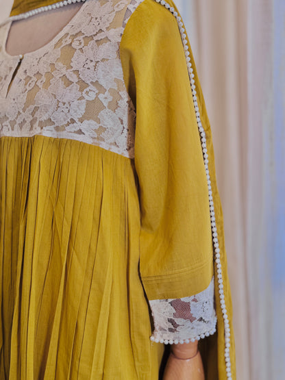 Women Mustard Yellow Embellished kurta Set with Dupatta