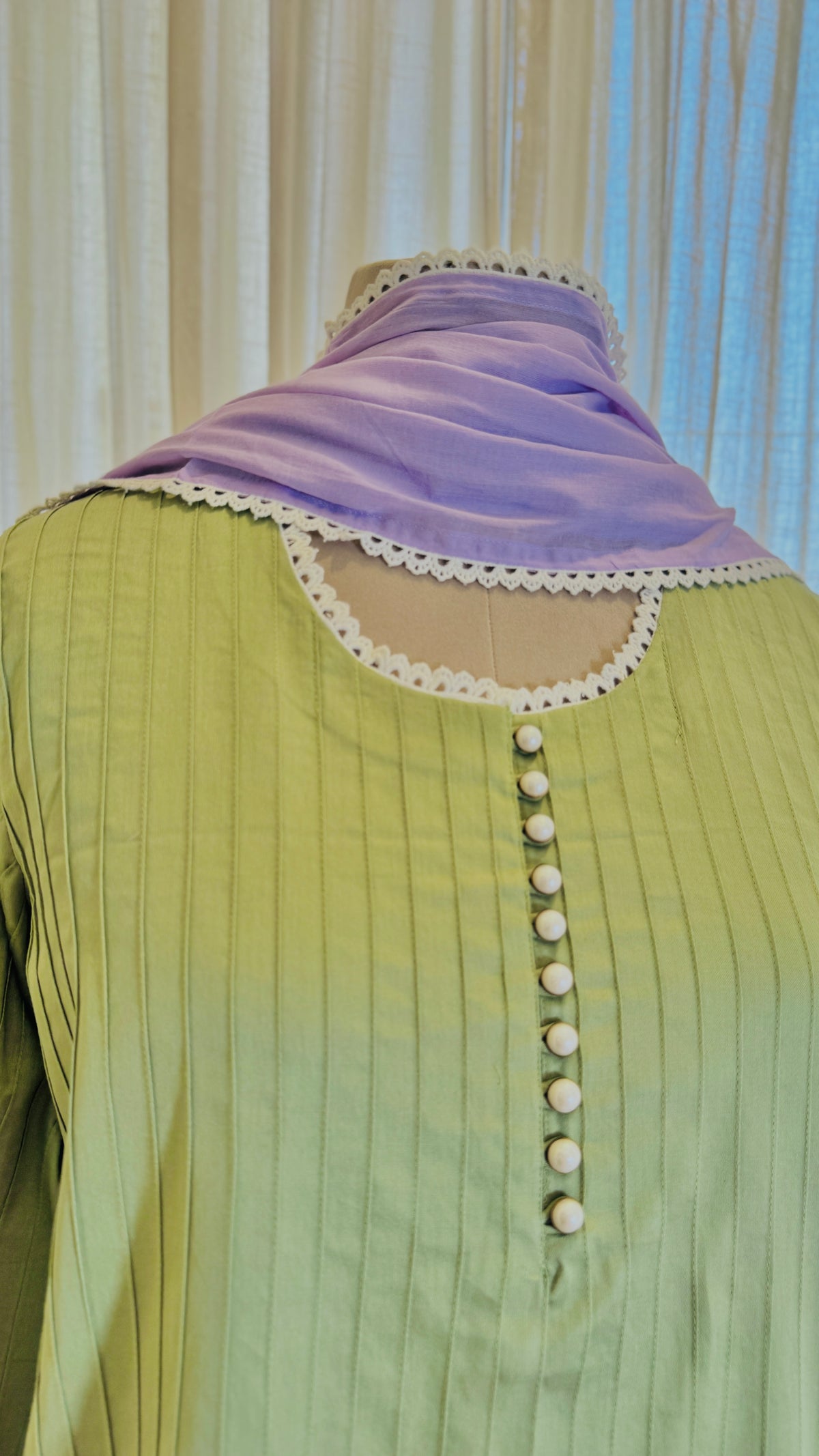 Women Green Kurta Set with Dupatta