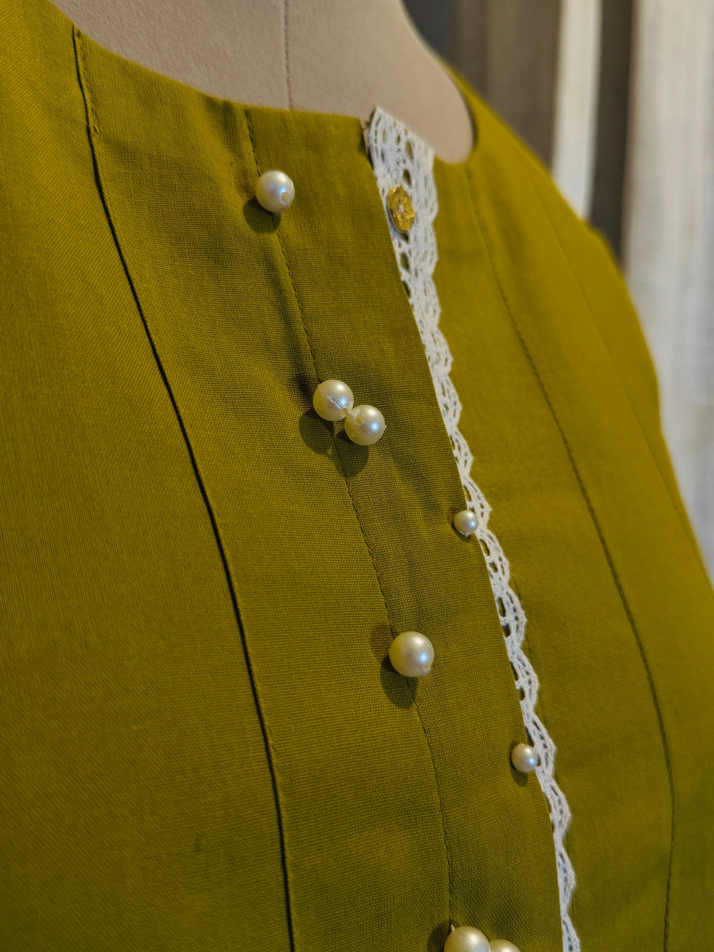 Women Olive Pearl Embellished Kurta Set