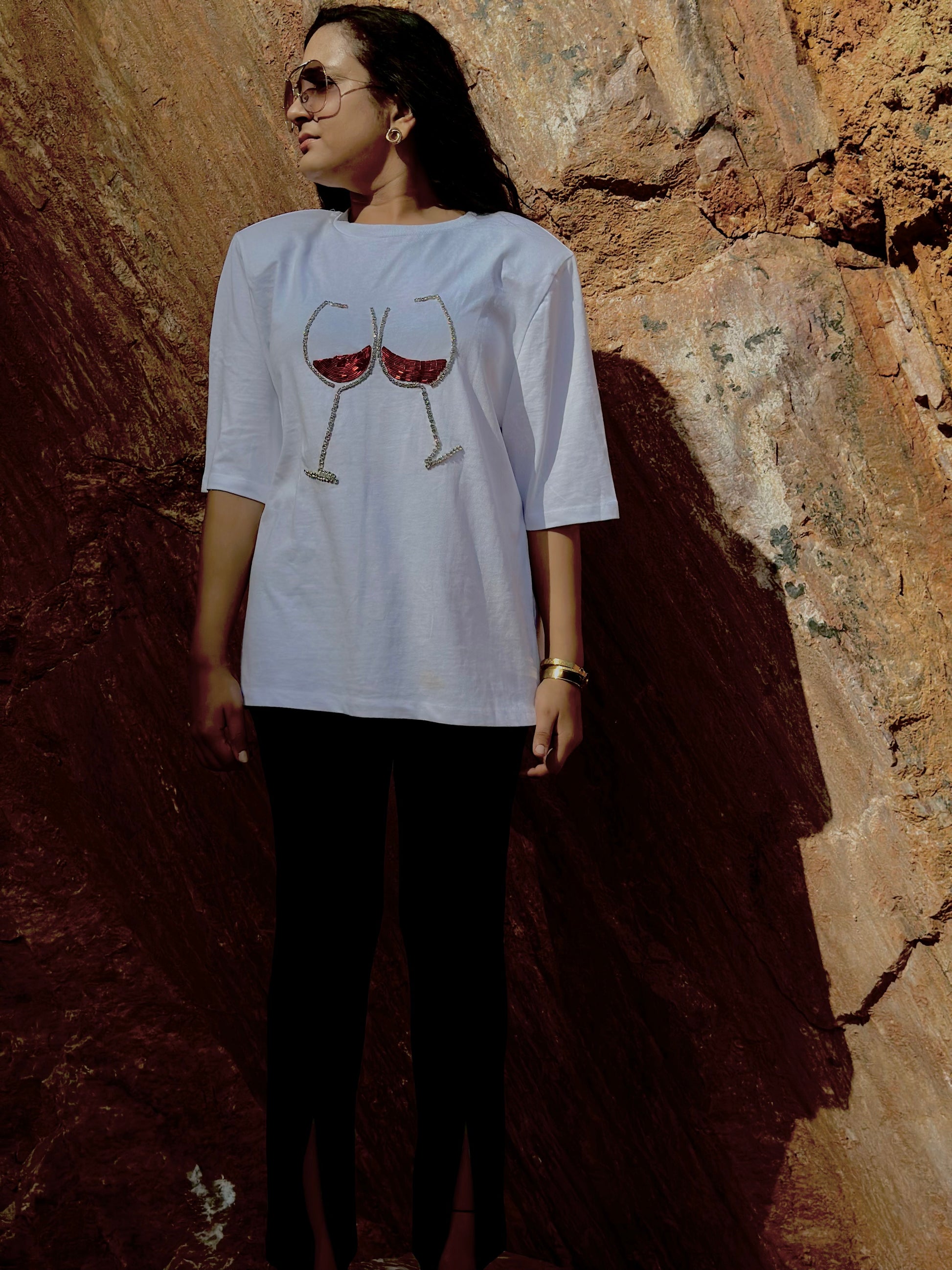 🍷 Women White Solid Tshirt with Embellishment - Ziona MuL