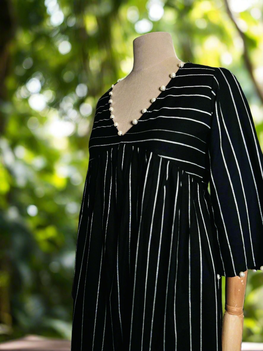 Women Black and White Striped Pleated Dress