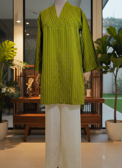 Women Green pearl coordinate set