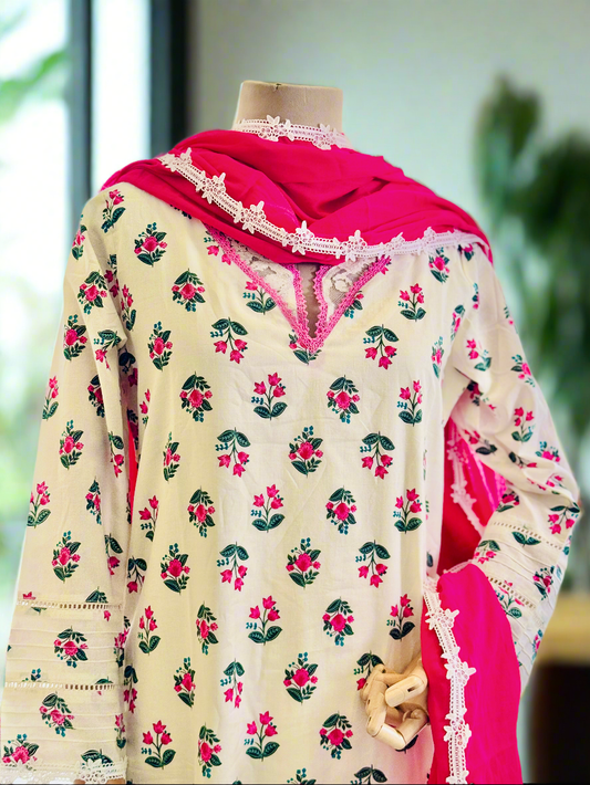 Women White printed kurta set