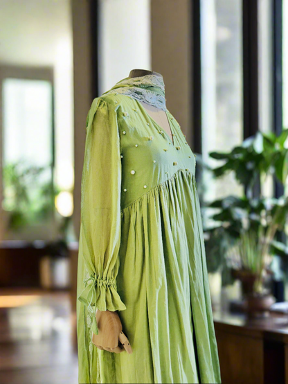 Women Green pearl embellished kurta set with dupatta