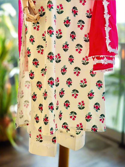 Women White printed kurta set