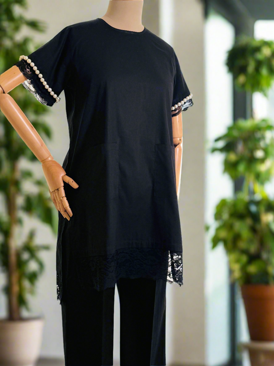 Women Black Peal Embellished Co-ord