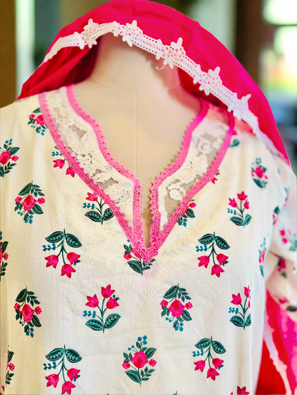 Women White printed kurta set