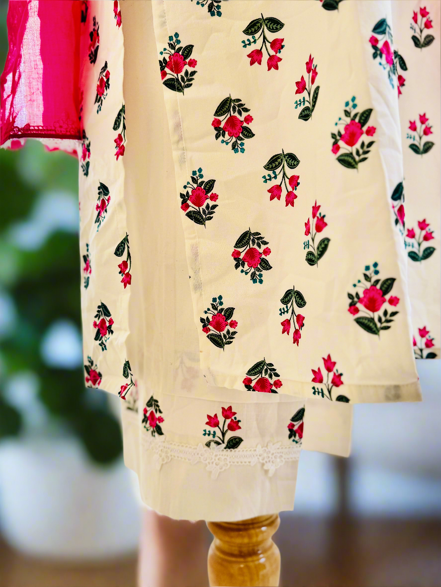 Women White printed kurta set